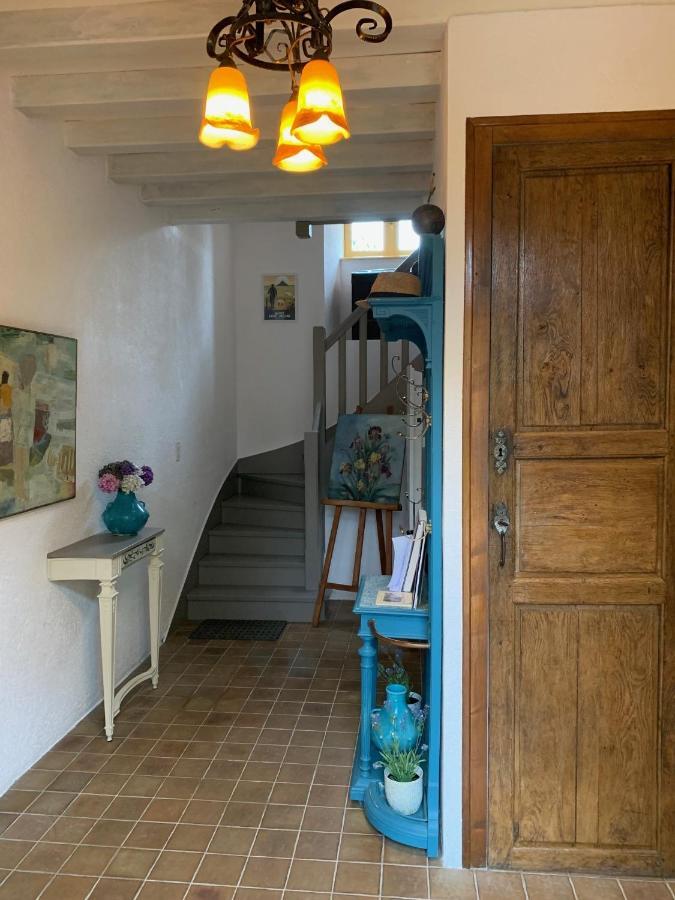Bed and Breakfast Le Petit Manoir Isigny-le-Buat Zewnętrze zdjęcie